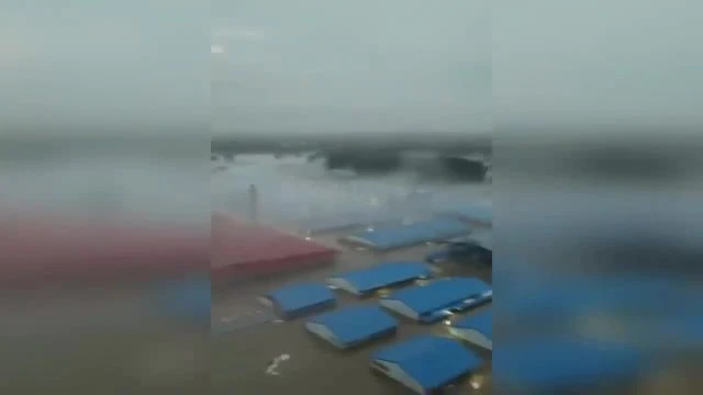 FLOODS IN CHINA