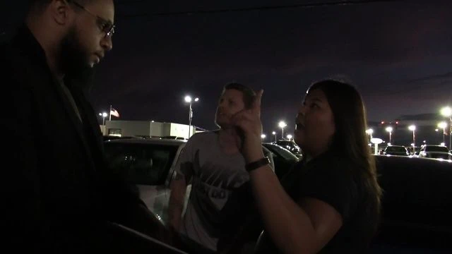 PREDS GIRLFRIEND DEFENDS HIM AND ASSAULTS ME!