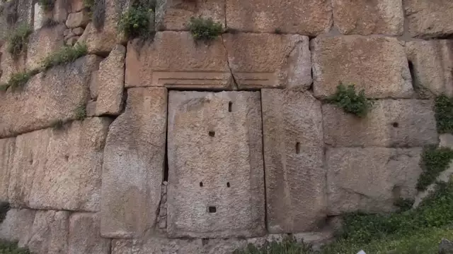 Baalbek Temple: The Mega-Platforms Built by Giants