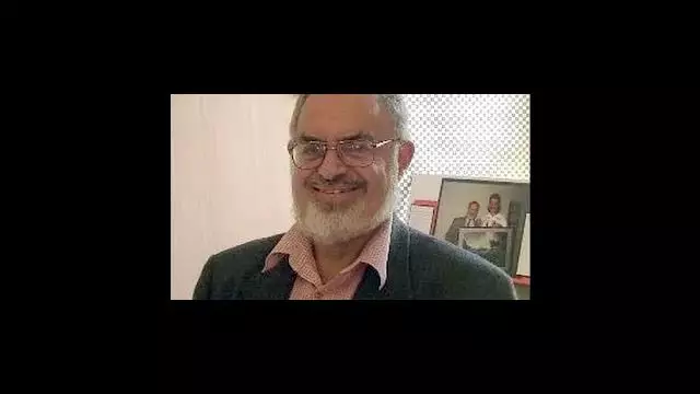 Interview with Stanton Friedman, New CIA & MJ-12 Copies, 04-27-2016