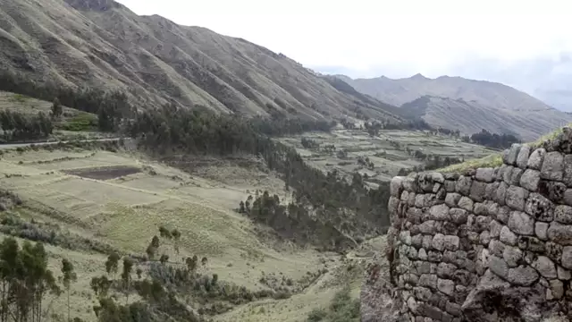 Secrets of the Andean Temples - On the Trail of Viracocha (2017)