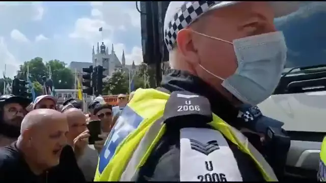 Cops Stand Down In The First Standoff Against London Freedom Fighters