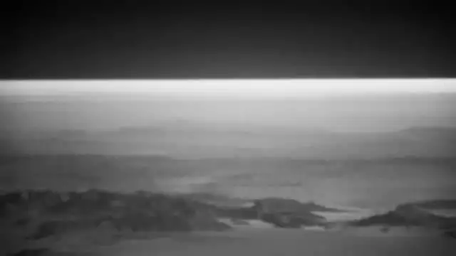 Infrared Horizon from 33,000 feet, Astounding Curved Earth Phenomena!