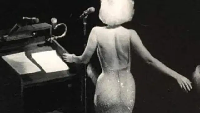 Marilyn Monroe Sings Happy Birthday to President JFK