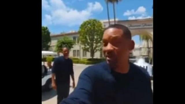WILL SMITH WITH HIS CLONES?!?