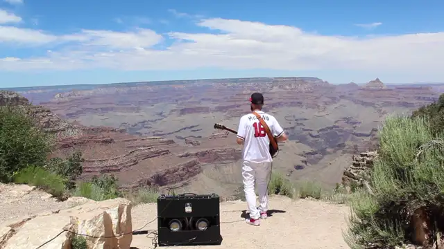 NATIONAL ANTHEM PLAYED ON THE GRAND CANYON BY ANDREW SUGGS GUITAR